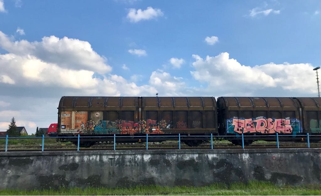 Rupprecht Podszun hat auf D'Kart reichlich Fracht geladen und zuckelt also mal mit einem Güterwaggon durch die Medienlandschaft. Hier sind die SSNIPpets – small, but significant news, information and pleasantries – our pet project.